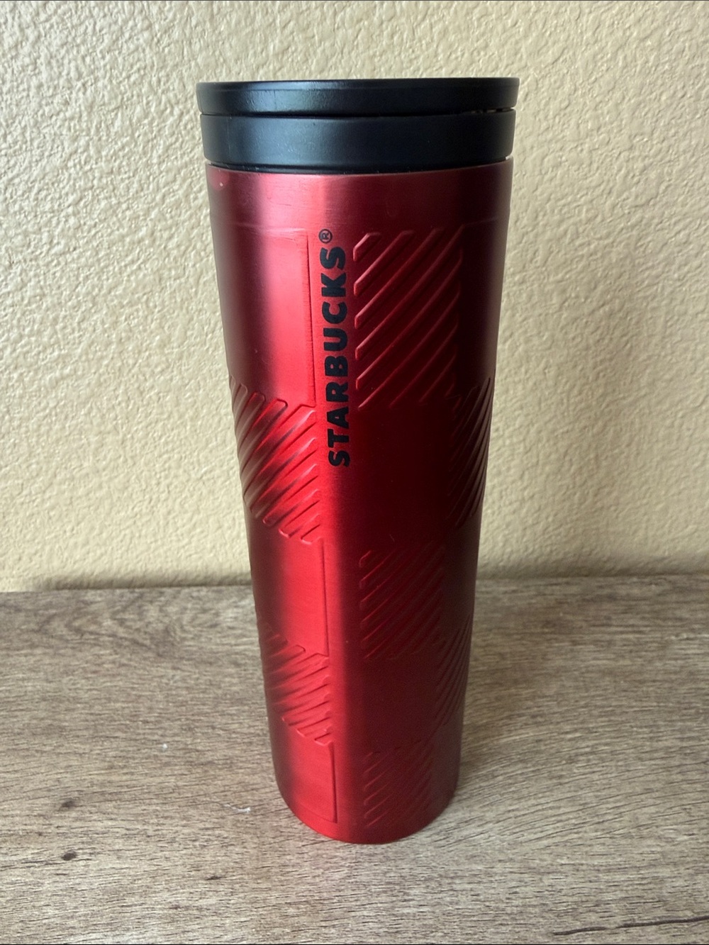 Starbucks Red Plaid Textured Stainless Steel Travel Tumbler 16oz